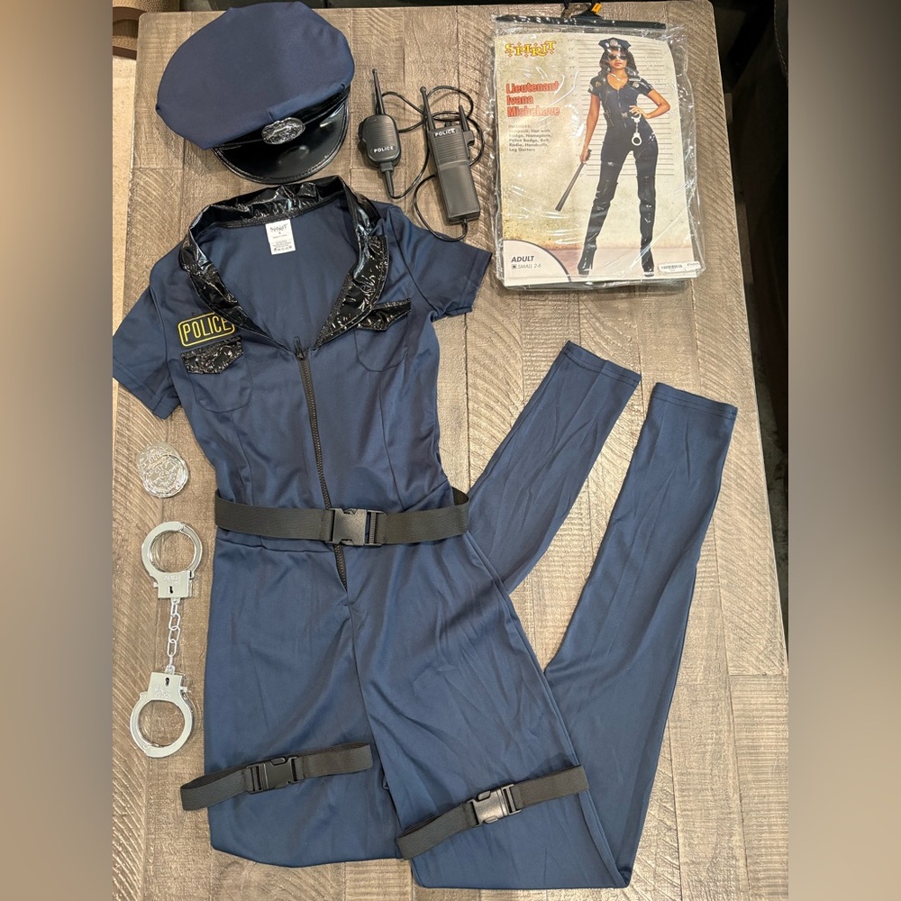 Spirit Halloween Adult Lieutenant Misbehave Costume Size S